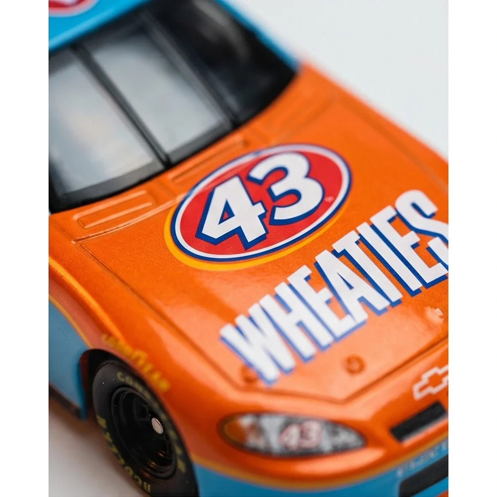 NASCAR Wheaties 2000 Y2K John‎ Andretti 43 Petty Enterprises Diecast Car 1/64